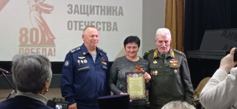 80-летию Победы посвящается… Музей Кормиловской школы № 1 – победитель областного конкурса музеев.